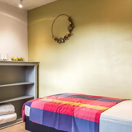 3 Bedroom Pet Friendly In 펜션 브레데네