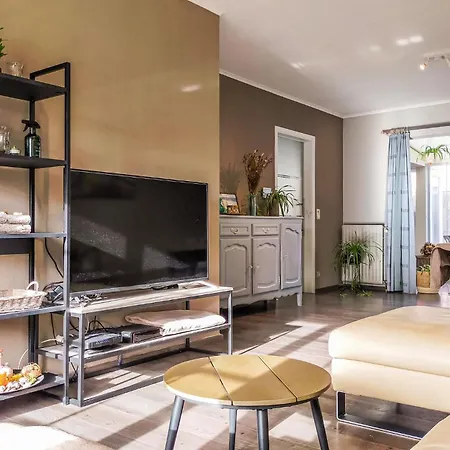 3 Bedroom Pet Friendly In