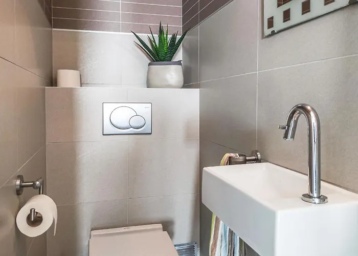 3 Bedroom Pet Friendly In Dom wakacyjny *